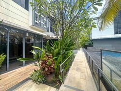 Sunrise Avenue (D28), Terrace #495642721